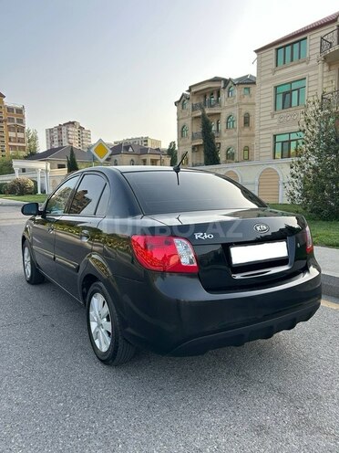 Kia Rio 2011, 239,000 km - 1.4 l - Bakı