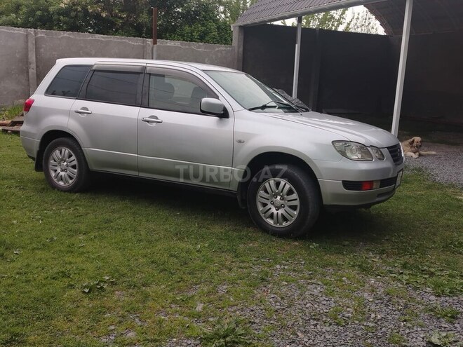 Mitsubishi Airtrek 2001, 300,678 km - 2.0 л - Zaqatala
