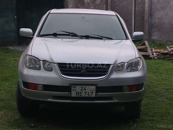 Mitsubishi Airtrek 2001, 300,678 km - 2.0 л - Zaqatala