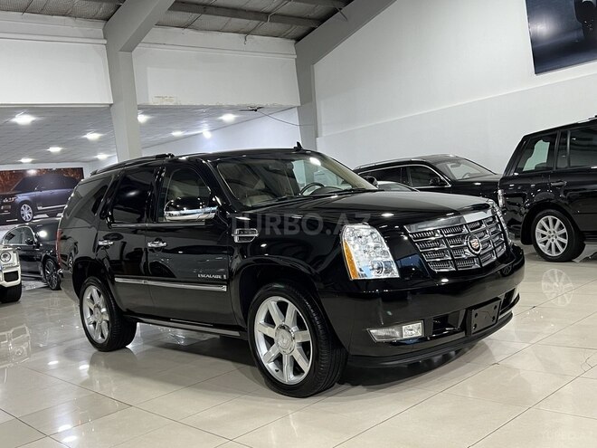 Cadillac Escalade-2