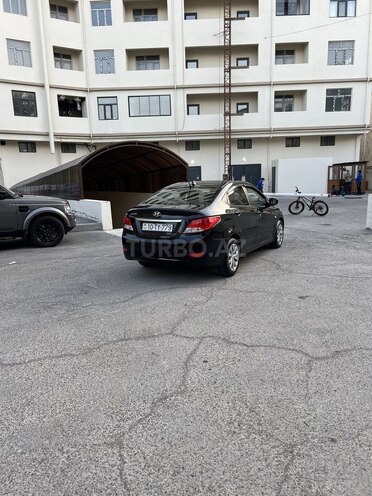 Hyundai Accent 2011, 240,000 km - 1.4 l - Bakı