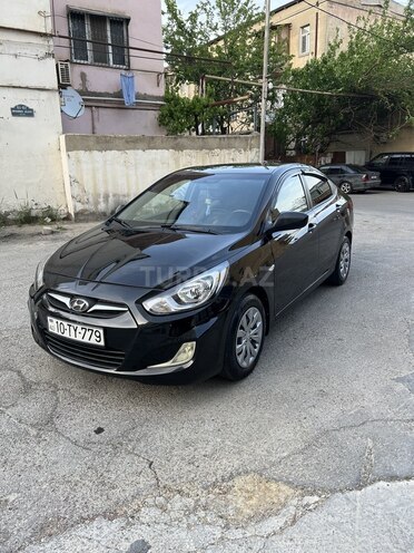 Hyundai Accent 2011, 240,000 km - 1.4 l - Bakı