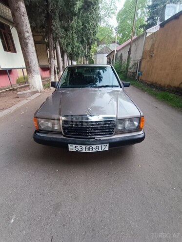 Mercedes 190 1990, 198,671 km - 1.8 l - Qazax