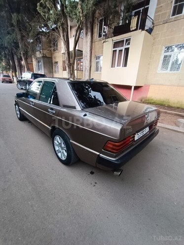 Mercedes 190 1990, 198,671 km - 1.8 l - Qazax