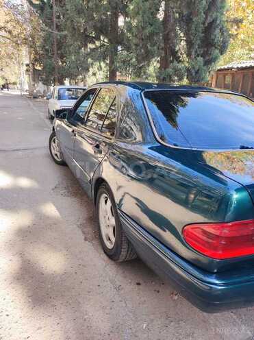 Mercedes E 290 1998, 325,000 km - 2.9 l - Gəncə