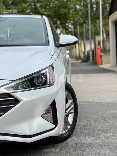 Hyundai Elantra 2019, 46,980 km - 2.0 l - Bakı
