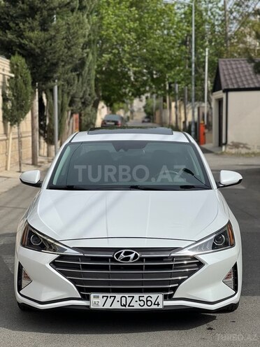 Hyundai Elantra 2019, 46,980 km - 2.0 l - Bakı