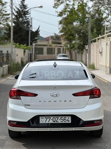 Hyundai Elantra 2019, 46,980 km - 2.0 l - Bakı