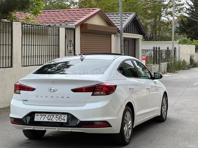 Hyundai Elantra 2019, 46,980 km - 2.0 l - Bakı