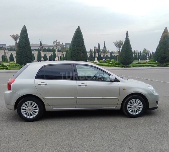 Toyota Corolla 2005, 279,000 km - 1.4 l - Gəncə