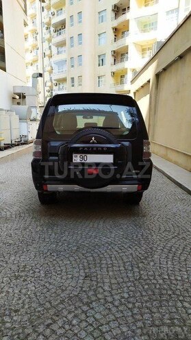 Mitsubishi Pajero 2009, 298,500 km - 3.5 l - Bakı
