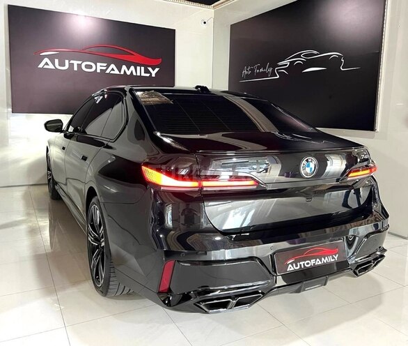 BMW 740 2023, 19,700 km - 3.0 l - Bakı