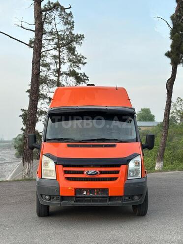 Ford Transit 2010, 264,400 km - 2.2 l - Quba