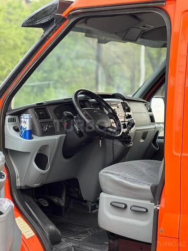 Ford Transit 2010, 264,400 km - 2.2 l - Quba