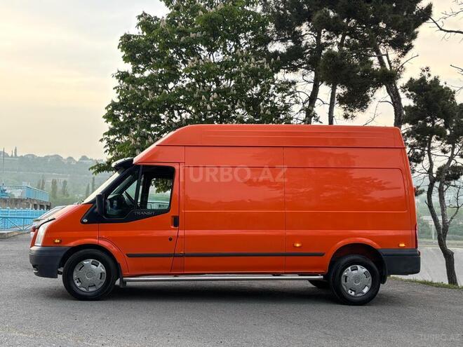 Ford Transit 2010, 264,400 km - 2.2 l - Quba