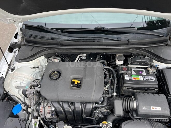 Hyundai Elantra 2019, 46,980 km - 2.0 l - Bakı