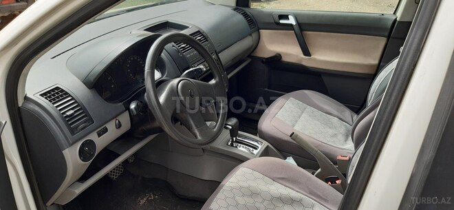 Volkswagen Polo 2002, 180,756 km - 1.4 l - Goranboy
