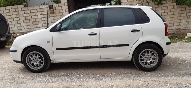Volkswagen Polo 2002, 180,756 km - 1.4 l - Goranboy