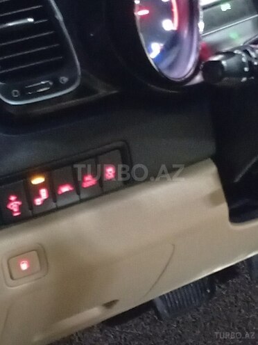 Kia Carnival 2016, 250,000 km - 2.2 l - Bakı