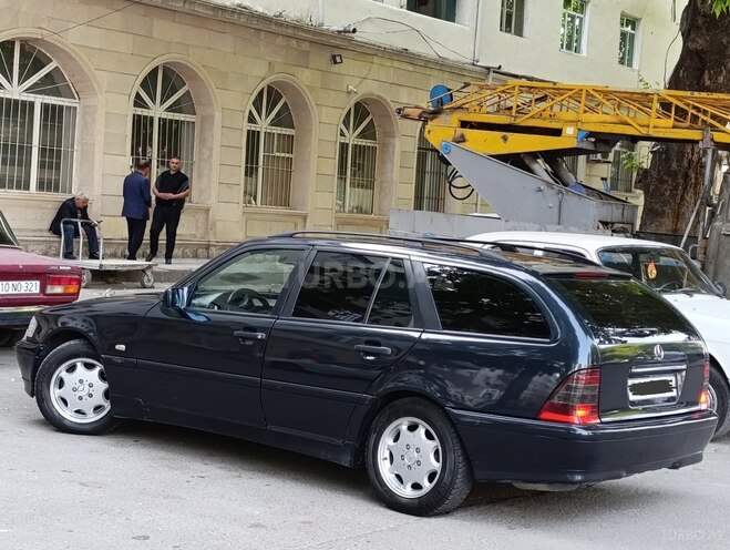 Mercedes C 220 d 1999, 246,500 km - 2.2 l - Ağdam