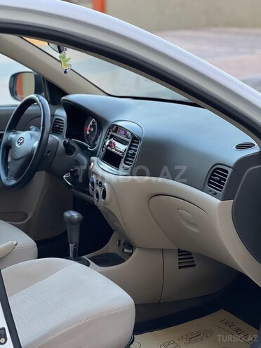 Hyundai Accent 2010, 234,000 km - 1.4 l - Bakı