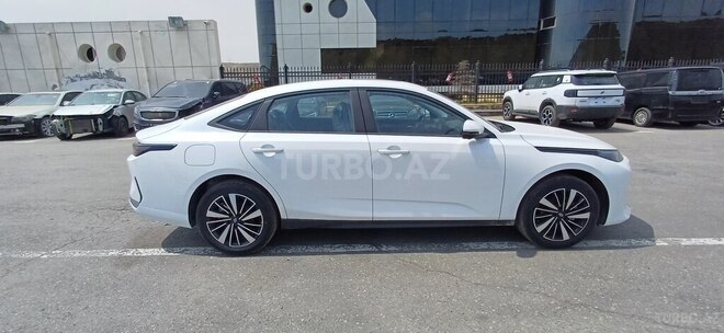 Changan Qiyuan A05 2025, 0 km - 1.5 l - Bakı