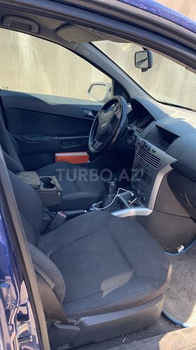 Opel Astra 2009, 150,000 km - 1.3 l - Bakı