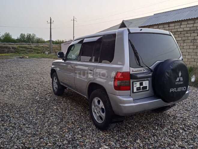 Mitsubishi Pajero io 1999, 250,000 km - 2.0 l - Bakı