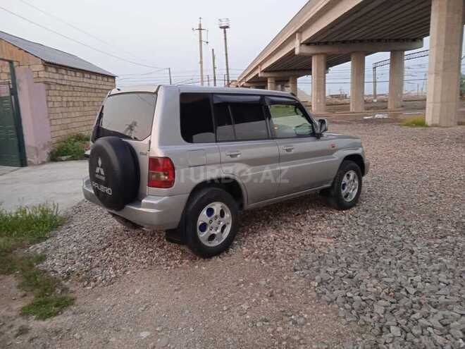 Mitsubishi Pajero io 1999, 250,000 km - 2.0 l - Bakı