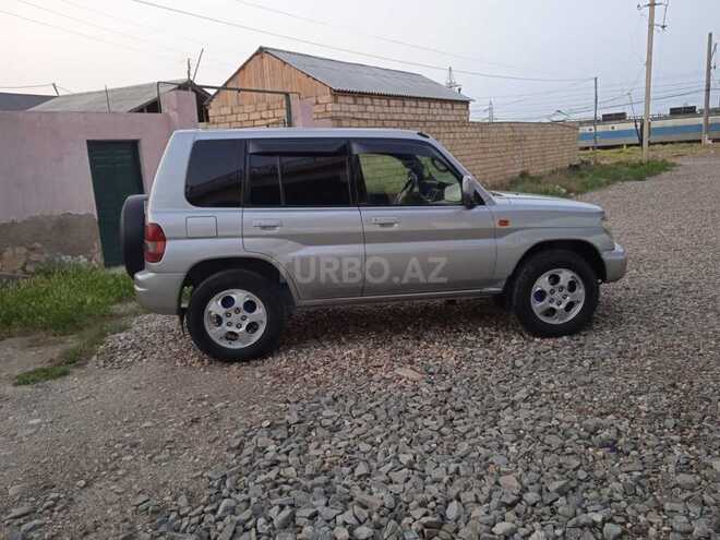Mitsubishi Pajero io 1999, 250,000 km - 2.0 l - Bakı