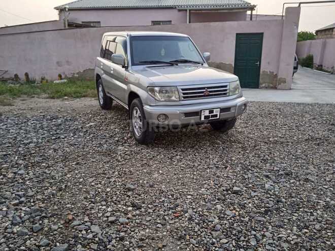 Mitsubishi Pajero io 1999, 250,000 km - 2.0 l - Bakı