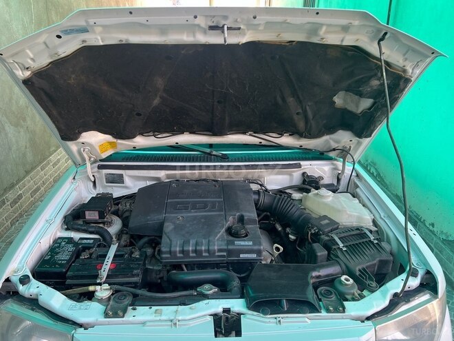 Mitsubishi Pajero io 2001, 300,000 km - 2.0 l - Bakı