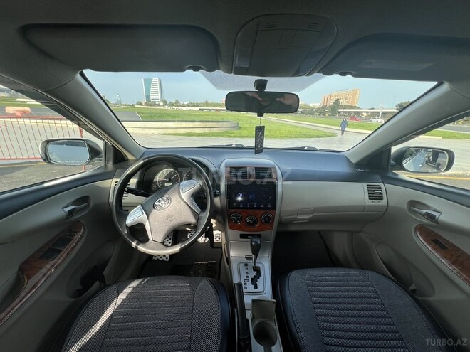 Toyota Corolla 2010, 137,000 km - 1.8 l - Bakı