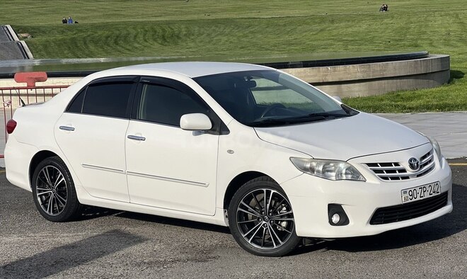 Toyota Corolla 2010, 137,000 km - 1.8 l - Bakı