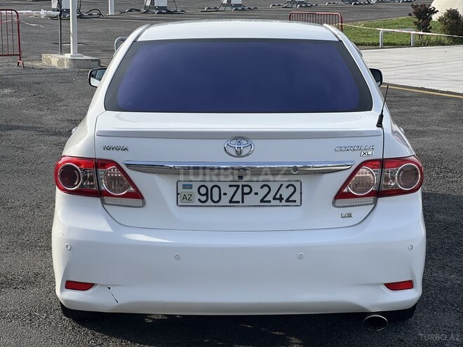 Toyota Corolla 2010, 137,000 km - 1.8 l - Bakı