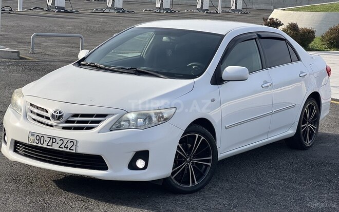 Toyota Corolla 2010, 137,000 km - 1.8 l - Bakı
