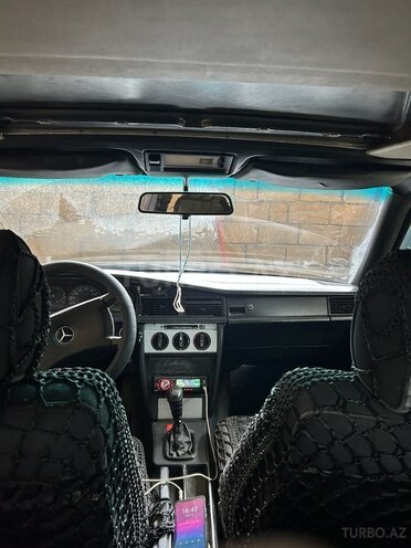 Mercedes 190 1990, 320,000 km - 2.5 l - Şamaxı