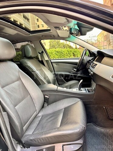 BMW 530 2009, 261,000 km - 3.0 л - Bakı