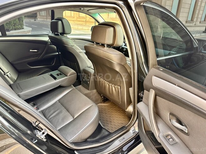 BMW 530 2009, 261,000 km - 3.0 л - Bakı