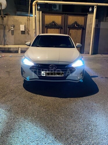 Hyundai Elantra 2019, 203,000 km - 2.0 l - Bakı
