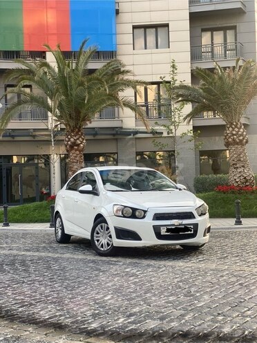 Chevrolet Aveo-3