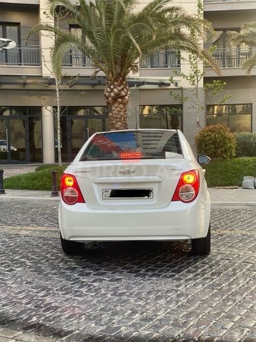 Chevrolet Aveo-6
