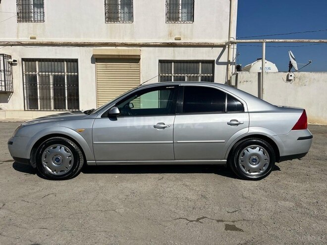 Ford Mondeo 2002, 199,653 km - 2.0 l - Bakı