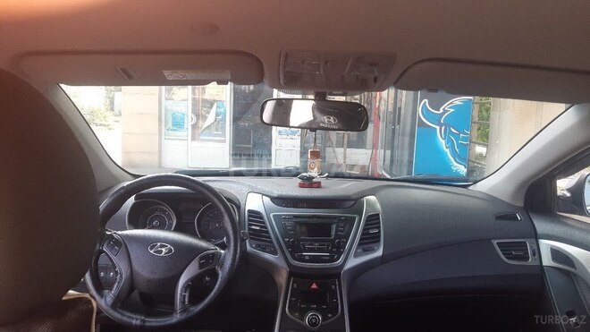 Hyundai Elantra 2014, 180,000 km - 1.6 l - Biləsuvar