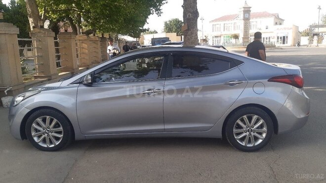 Hyundai Elantra 2014, 180,000 km - 1.6 l - Biləsuvar