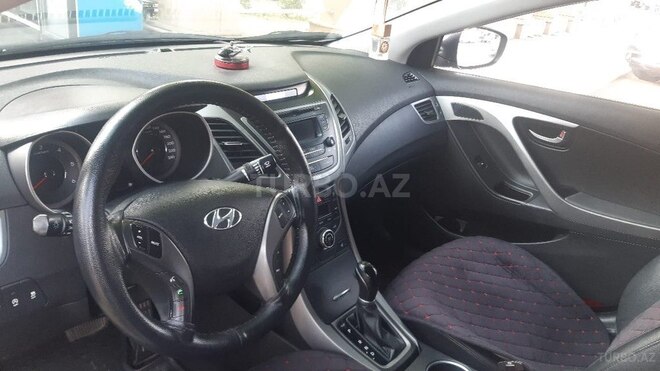 Hyundai Elantra 2014, 180,000 km - 1.6 l - Biləsuvar