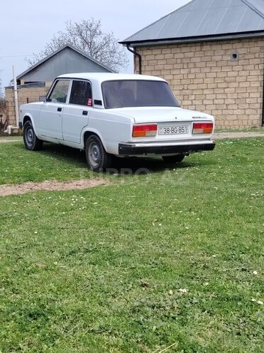 LADA (VAZ) 2107 2007, 76,000 km - 1.6 l - Quba