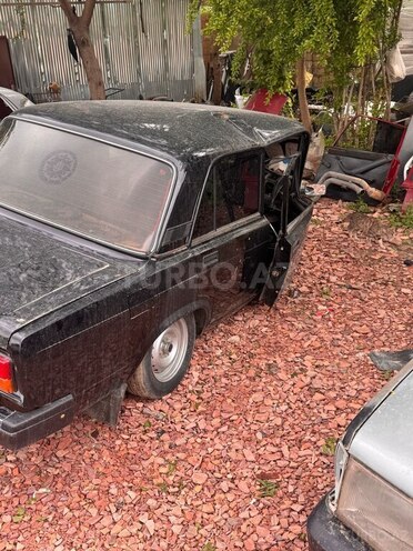 LADA (VAZ) 2107 2010, 82,345 km - 1.6 l - Salyan