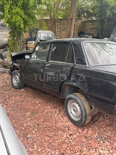 LADA (VAZ) 2107 2010, 82,345 km - 1.6 l - Salyan