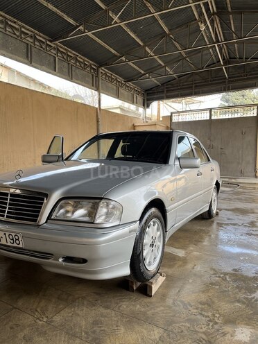 Mercedes C 220 d 1999, 370,000 km - 2.2 л - Bakı